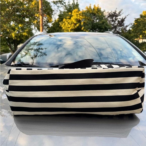 Victoria’s Secret Viral Graphic Stripe Tote & Large Wristlet Pouch (2 Piece) - Picture 6 of 13